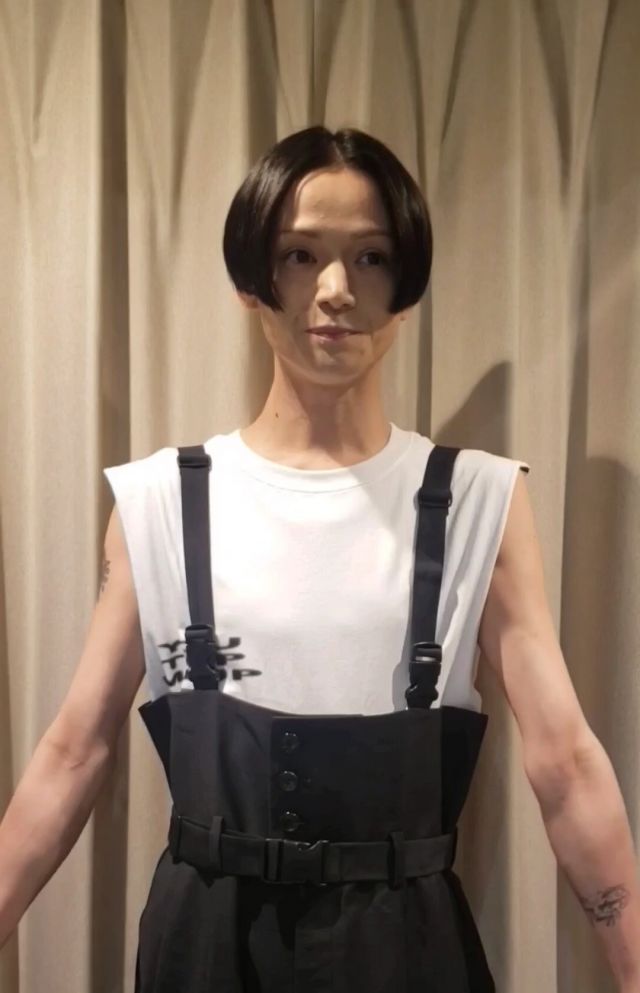 「オイディプス王」昨日の初通し稽古は苦闘と共闘の結晶が現われており感動的でした！
運、偶然に左右される人の世の不条理は2500年前から同じ。
今こそ観劇いただきたいギリシャ悲劇です。
劇中とは異なる穏やかな表情の主演者コメントをお届けします！ 

公式サイト👉oedipus.jp
